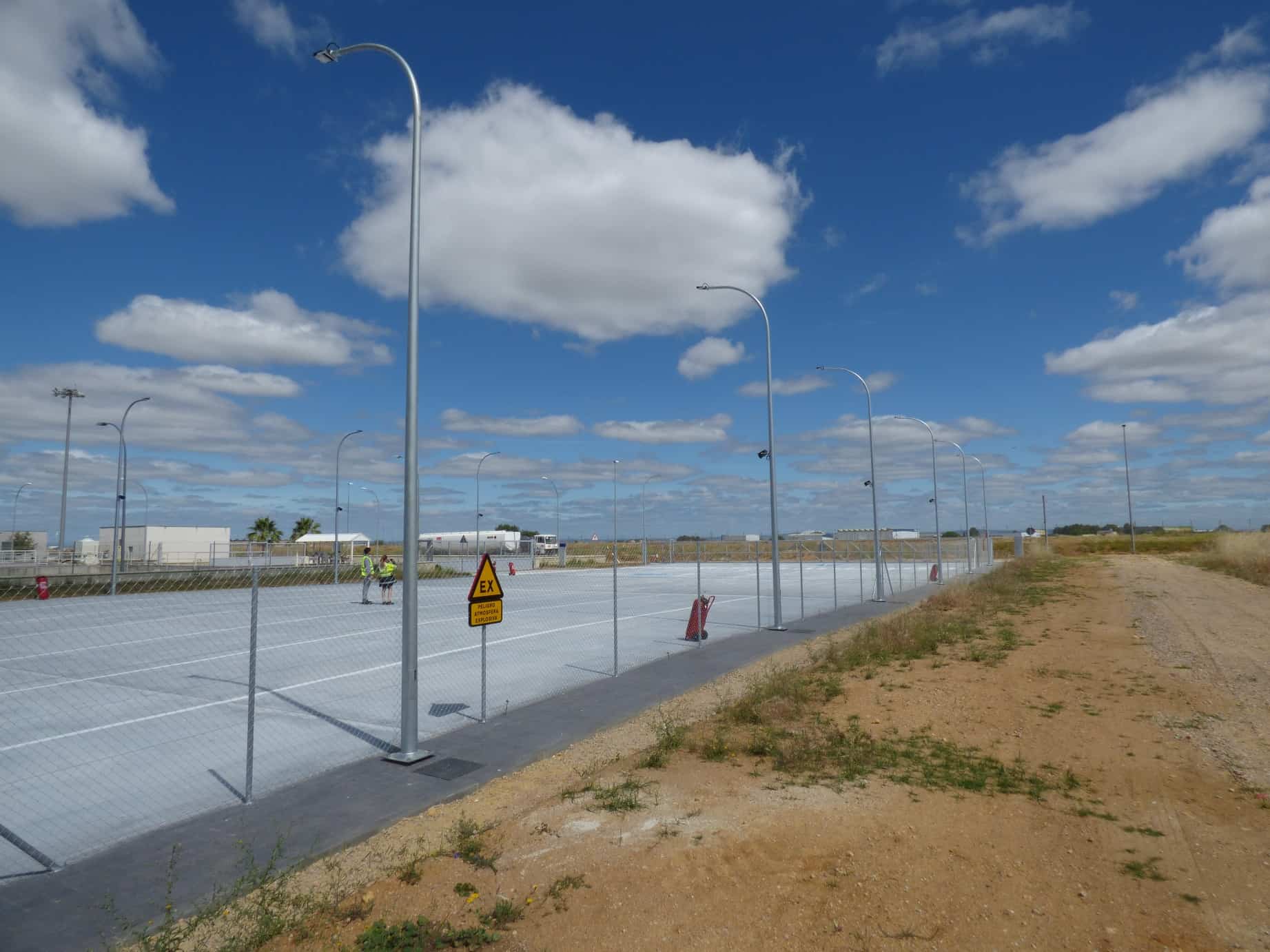 Parking Camiones Cisterna Infraestructura Aeroportuaria